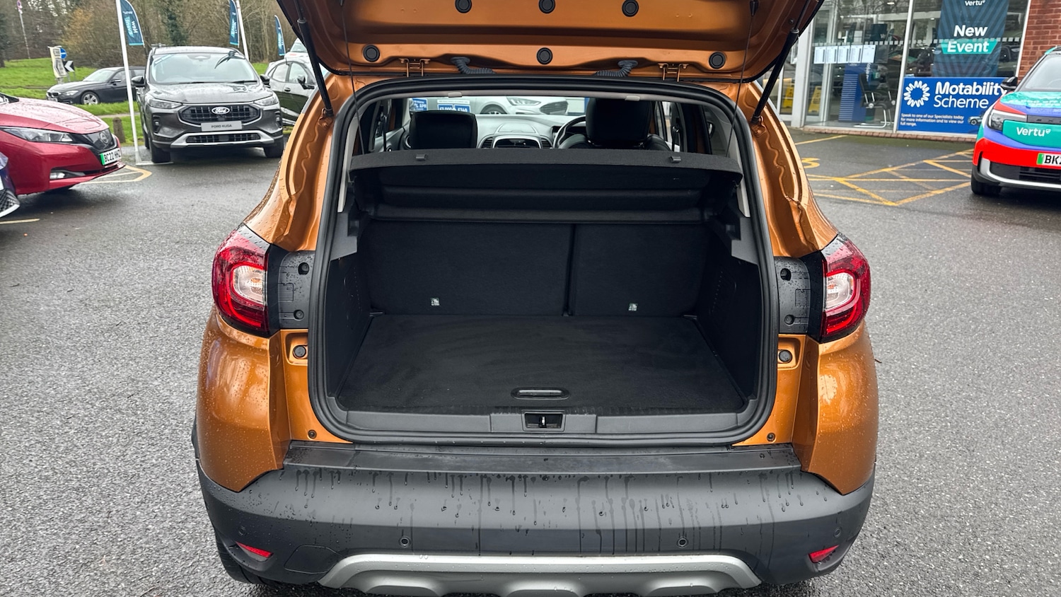 Used Renault Captur 2018 for sale - 77494594: Photo 4