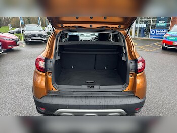 Used Renault Captur 2018 for sale - 77494594: Photo