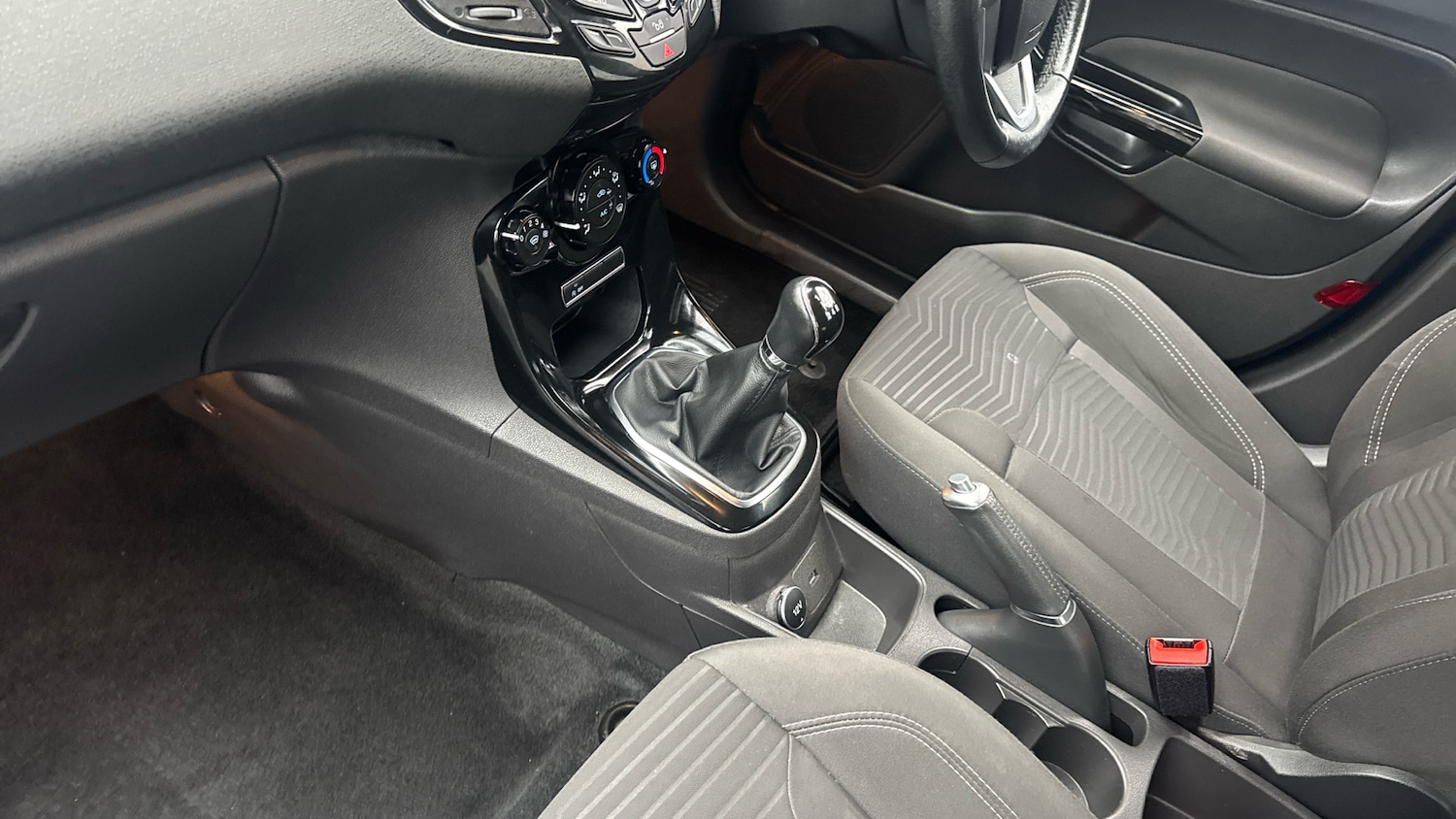 Used Ford Fiesta 2017 for sale - 76566200: Photo 13