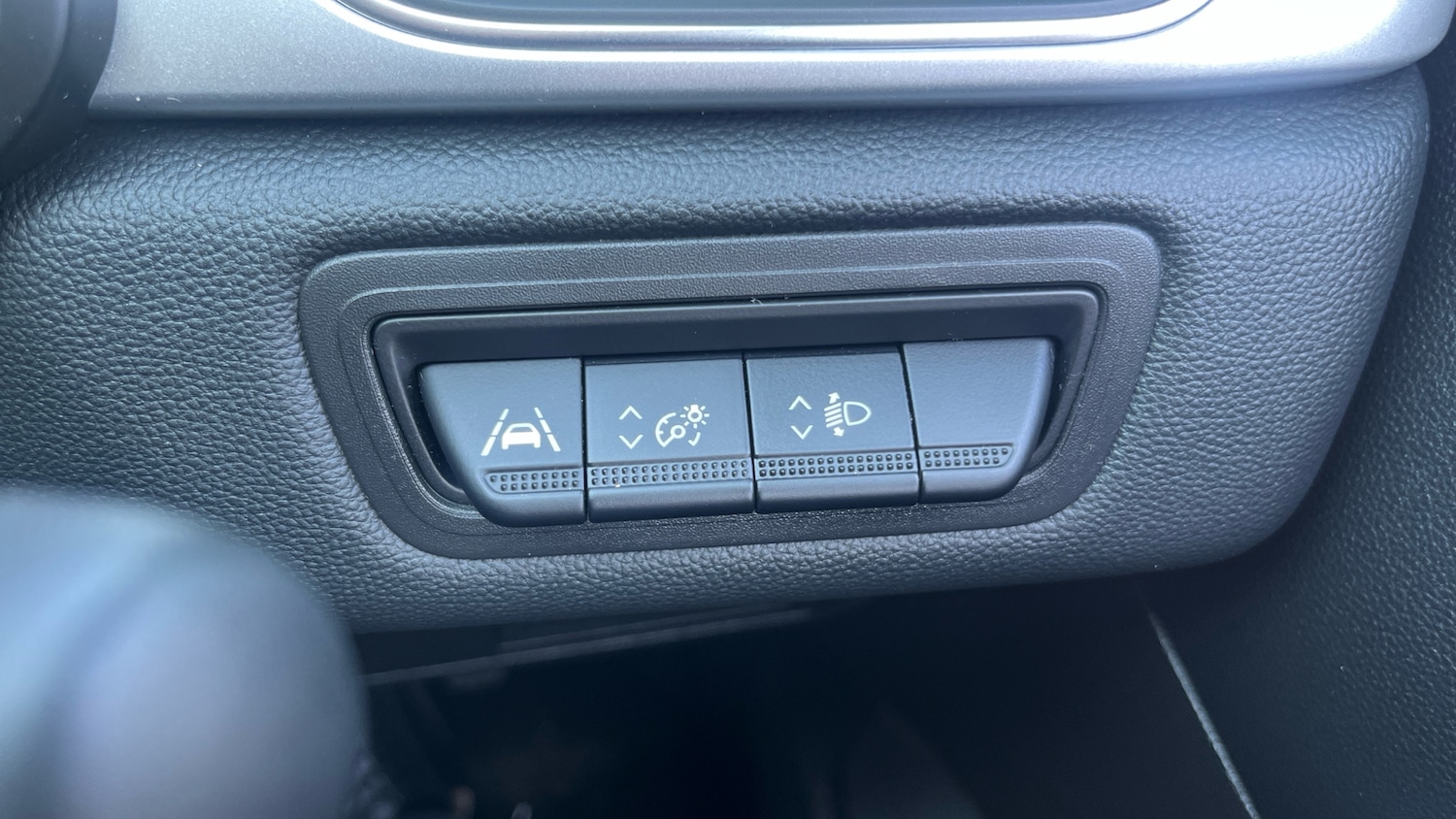 Used Renault Captur 2023 for sale - 77961693: Photo 23