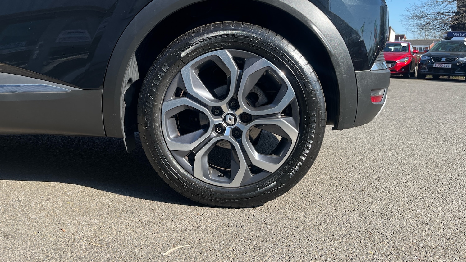 Used Renault Captur 2023 for sale - 77961693: Photo 38