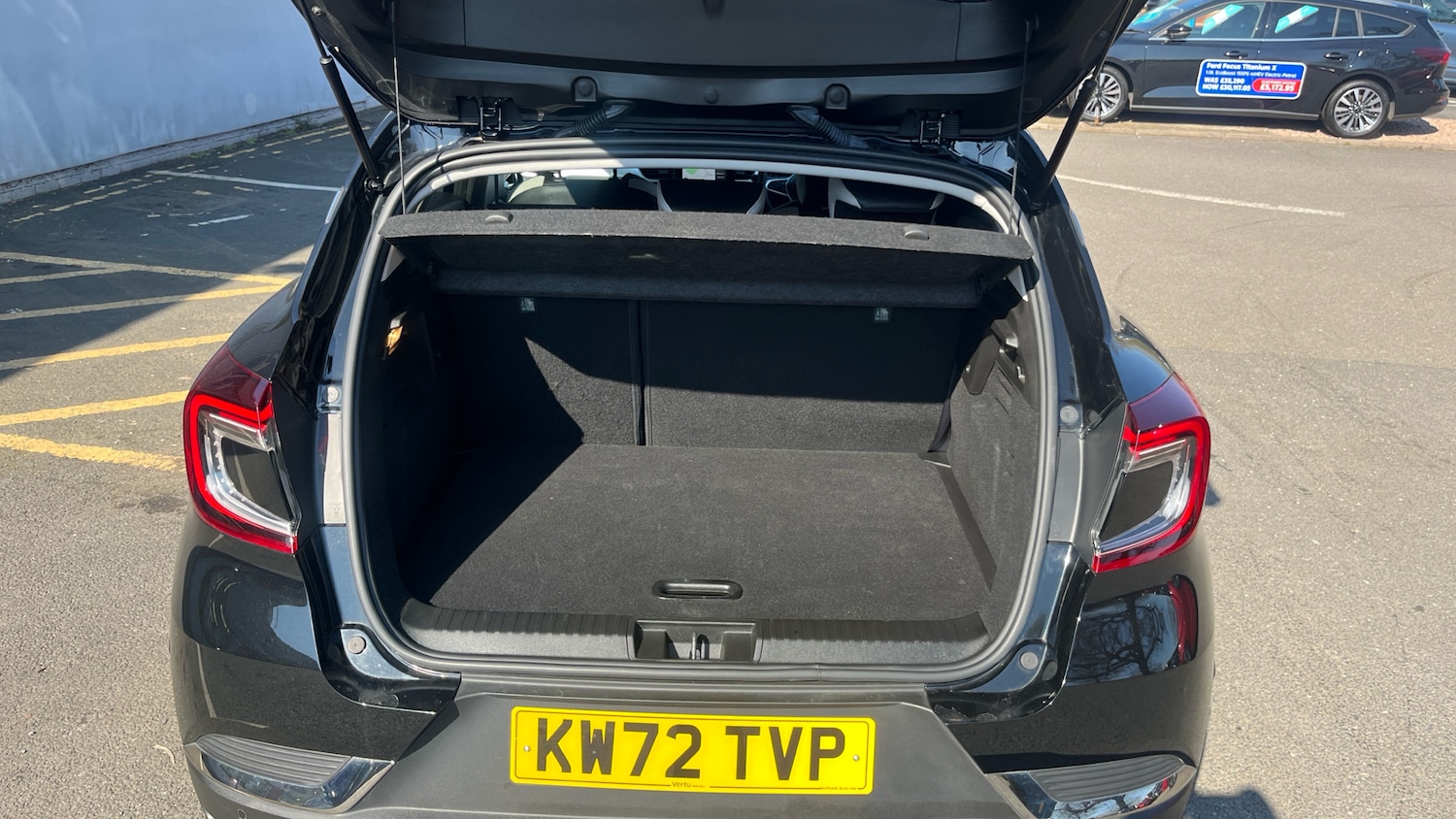 Used Renault Captur 2023 for sale - 77961693: Photo 4