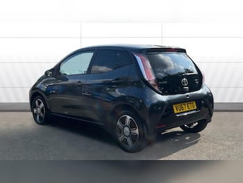 Used Toyota AYGO 2017 for sale - 79295393: Photo