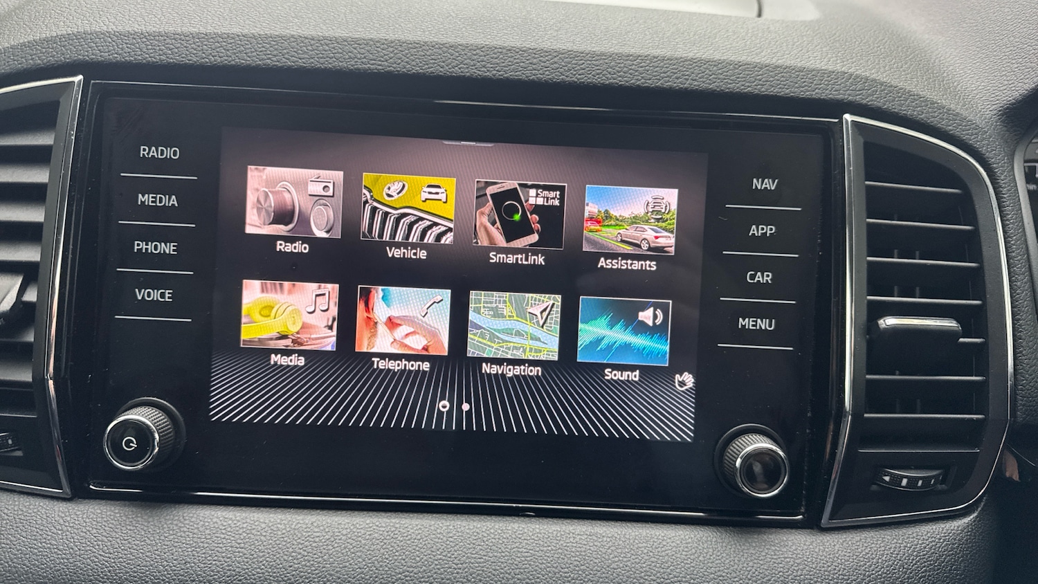 Used Skoda Karoq 2020 for sale - 76461733: Photo 12