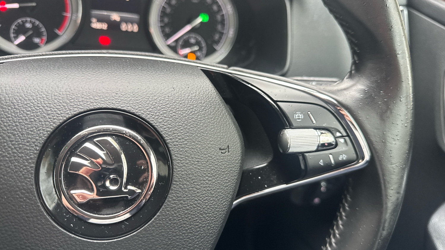 Used Skoda Karoq 2020 for sale - 76461733: Photo 28