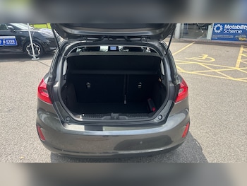 Used Ford Fiesta 2021 for sale - 78914301: Photo