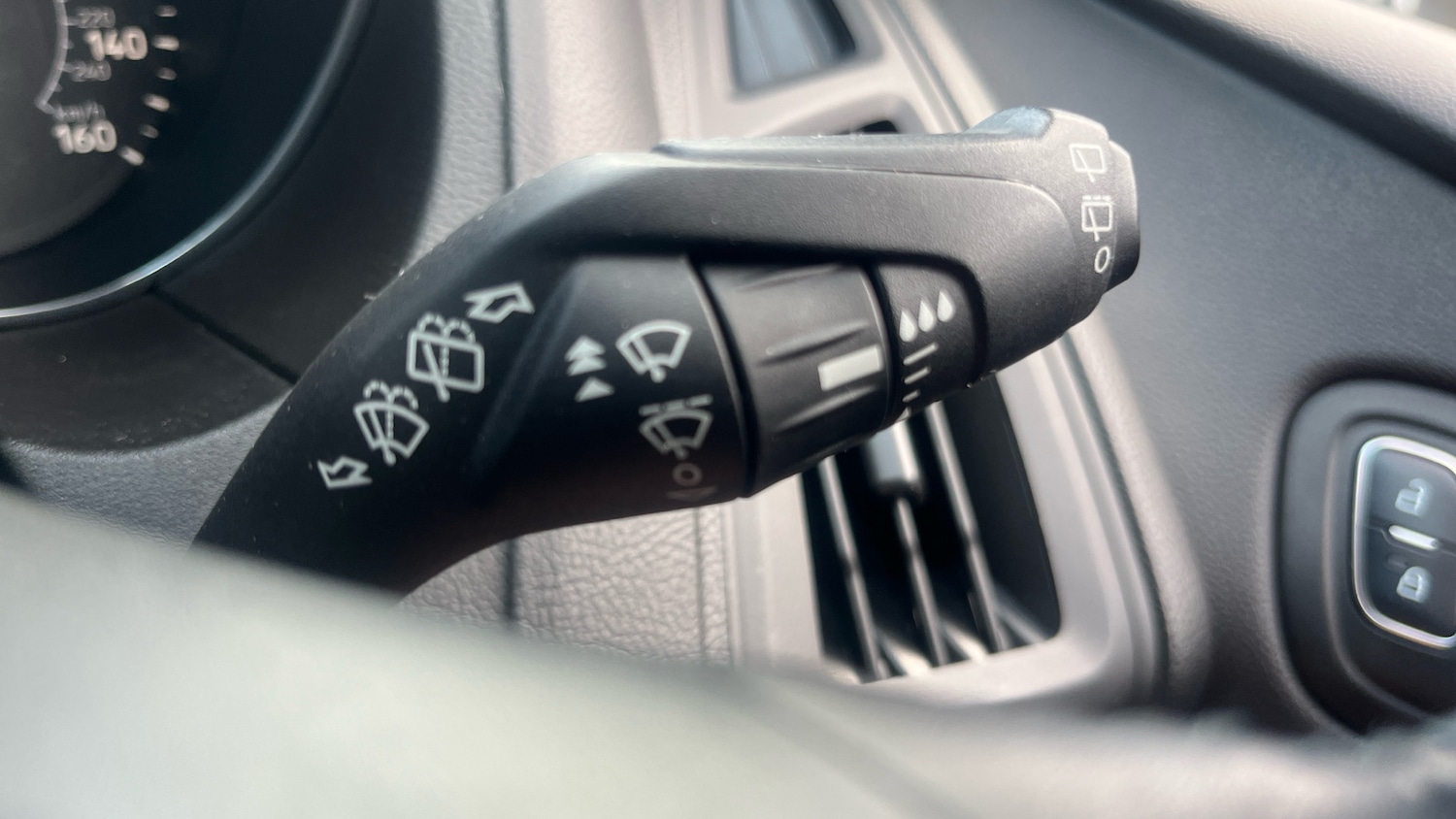 Used Ford Focus 2015 for sale - 77628800: Photo 27