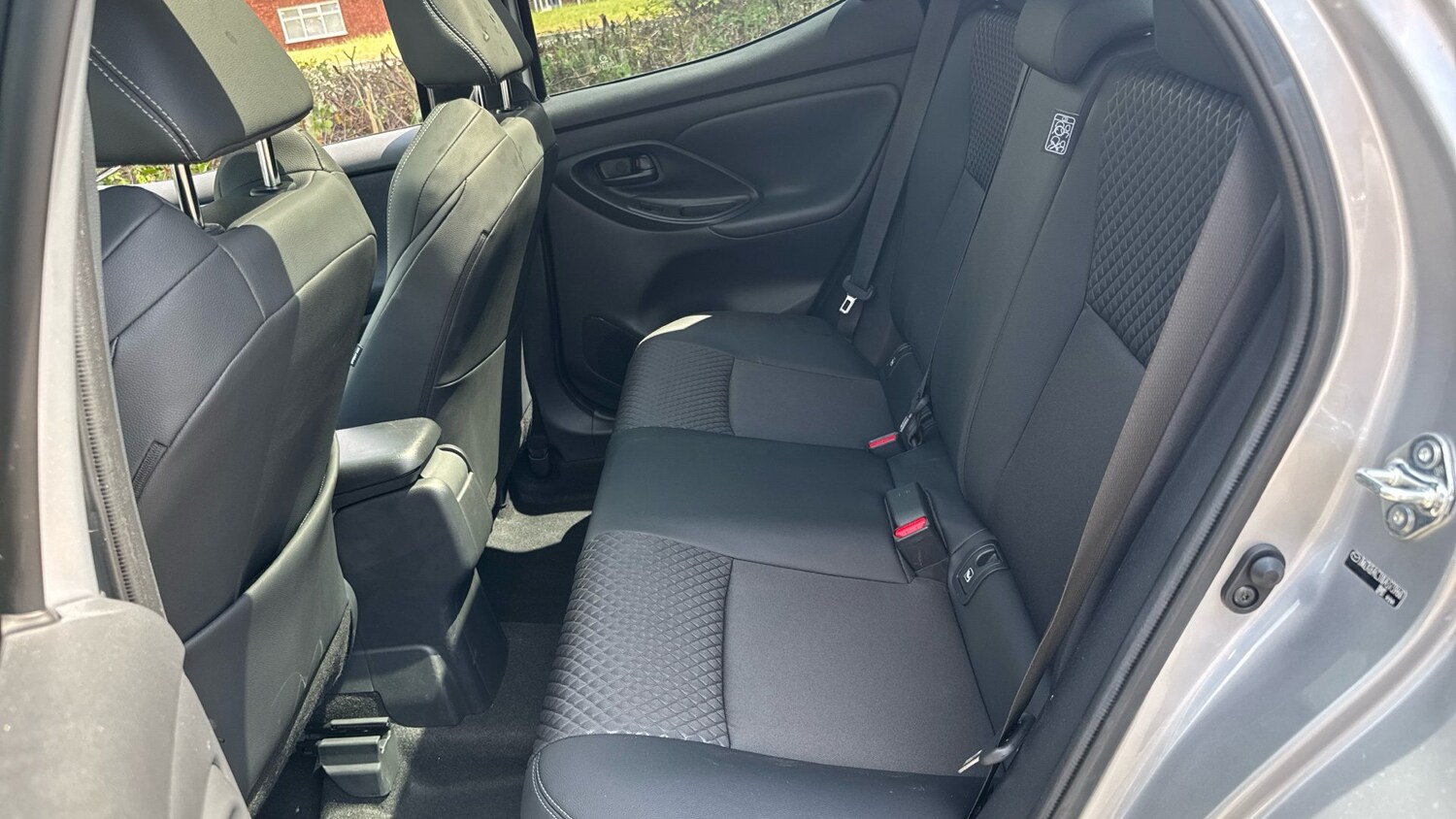 2024 Mazda Mazda2 HYBRID 1.5i Hybrid Homura Plus 5dr CVT Hybrid Hatchback Hatchb - Picture 16 of 24