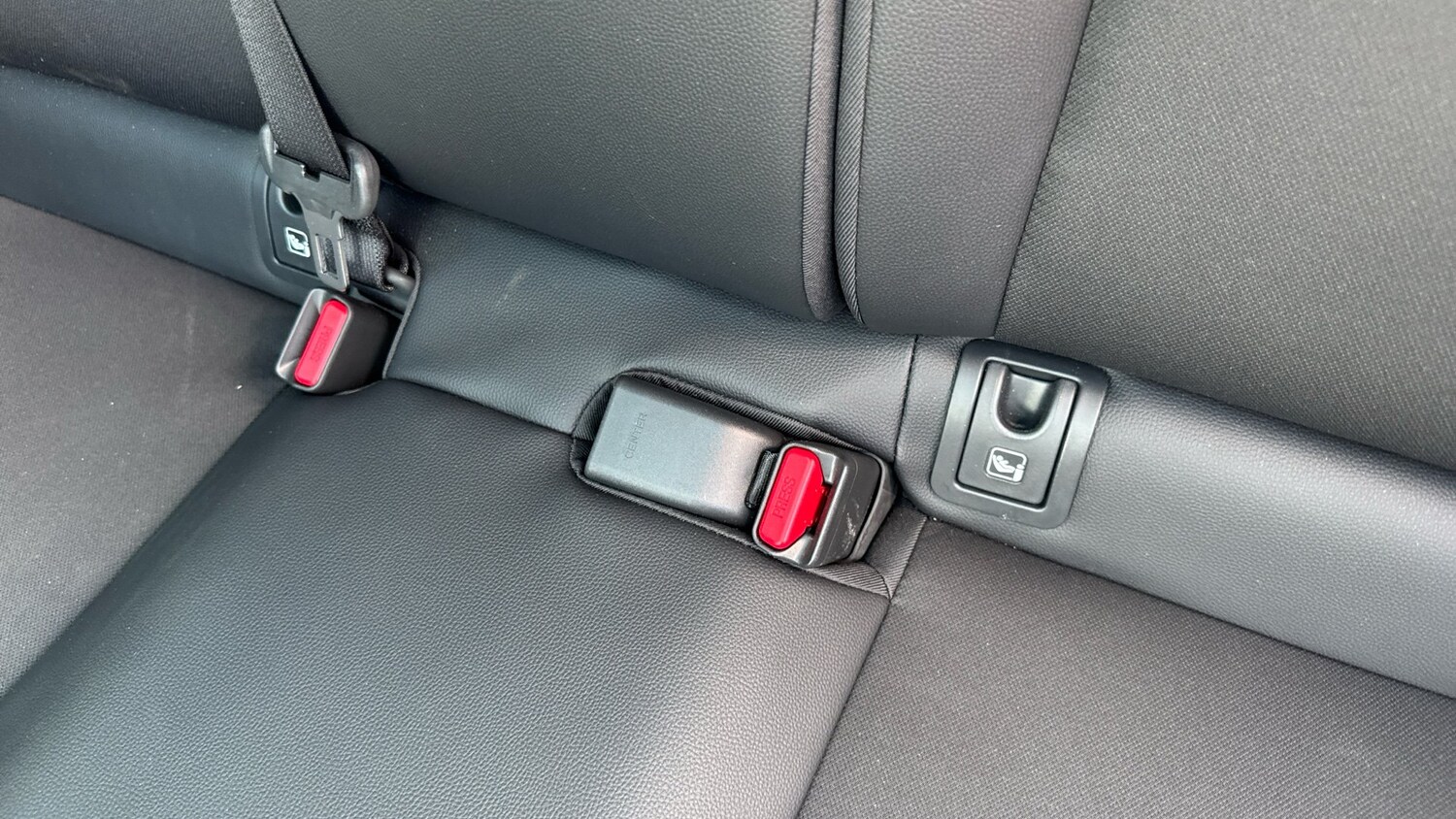 2024 Mazda Mazda2 HYBRID 1.5i Hybrid Homura Plus 5dr CVT Hybrid Hatchback Hatchb - Picture 17 of 24