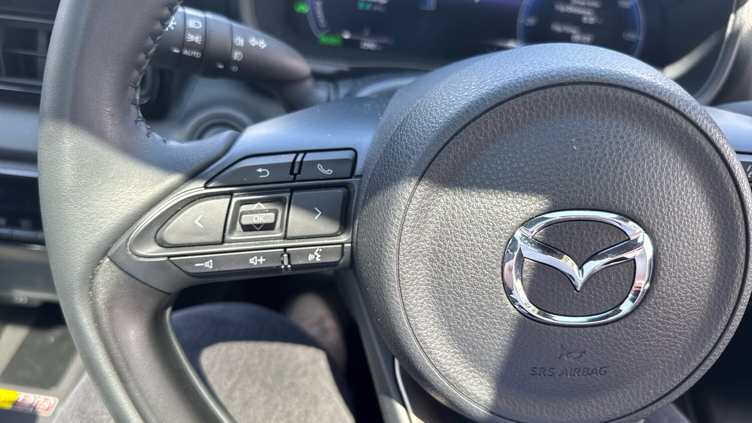 2024 Mazda Mazda2 HYBRID 1.5i Hybrid Homura Plus 5dr CVT Hybrid Hatchback Hatchb - Picture 23 of 24