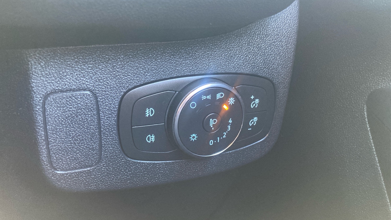 Used Ford Puma 2023 for sale - 78152893: Photo 34