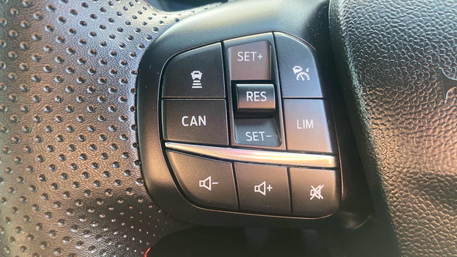 Used Ford Puma 2023 for sale - 78152893: Photo 37