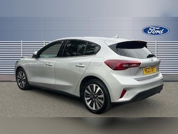 Used Ford Focus 2023 for sale - 76161831: Photo 2