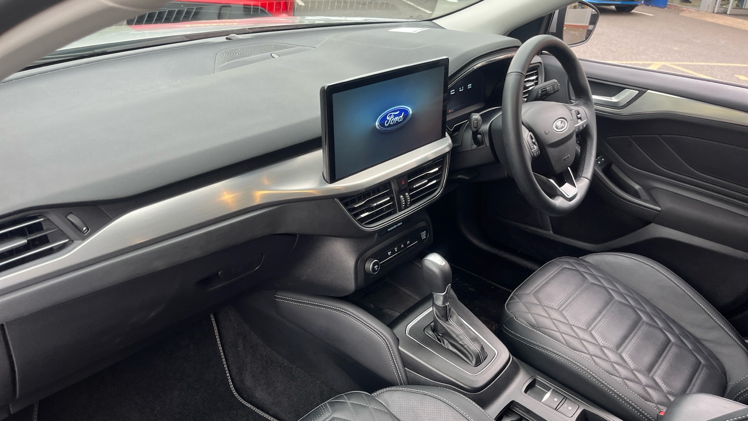 Used Ford Focus 2023 for sale - 76161831: Photo 9