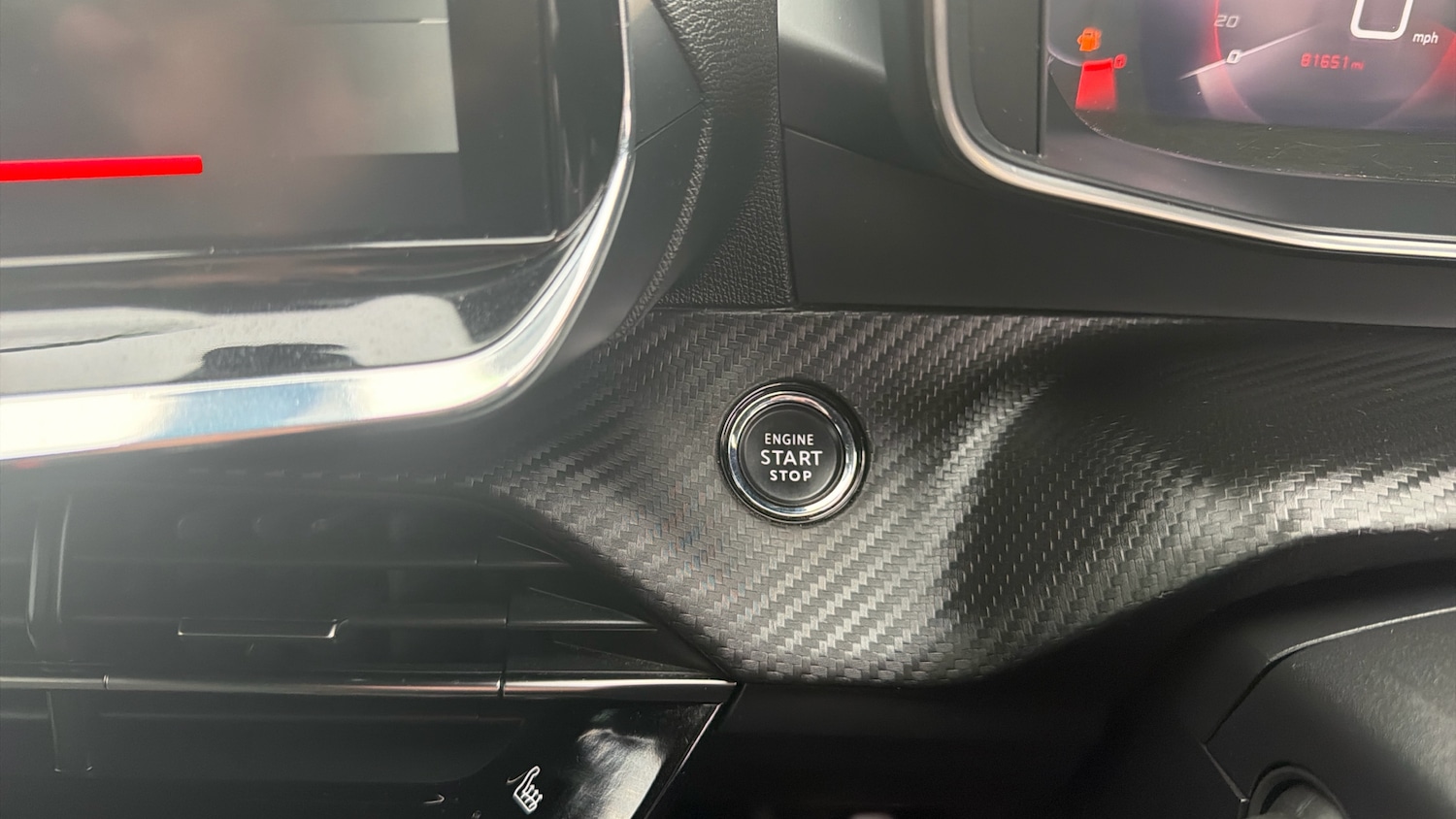 Used Peugeot 2008 2021 for sale - 77997489: Photo 32