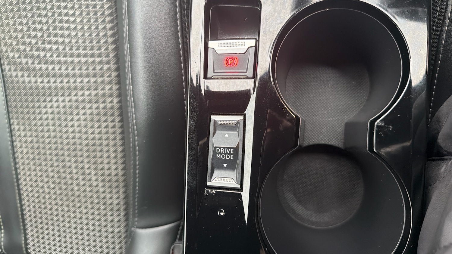 Used Peugeot 2008 2021 for sale - 77997489: Photo 35