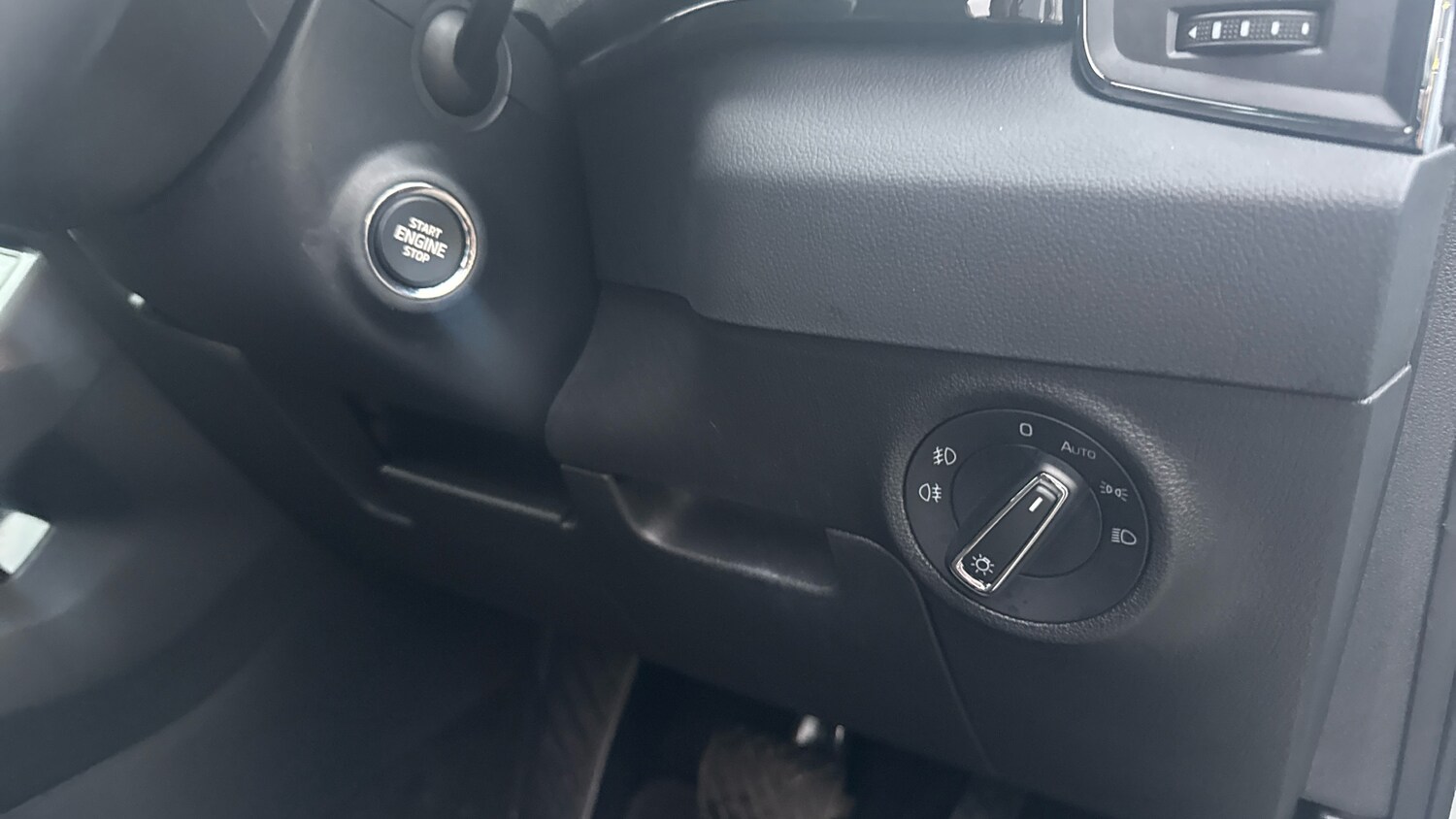 Used Skoda Karoq 2023 for sale - 77744159: Photo 36