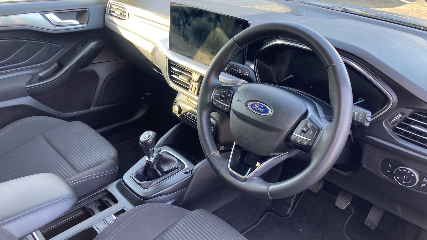 Used Ford Focus 2022 for sale - 76720408: Photo 11