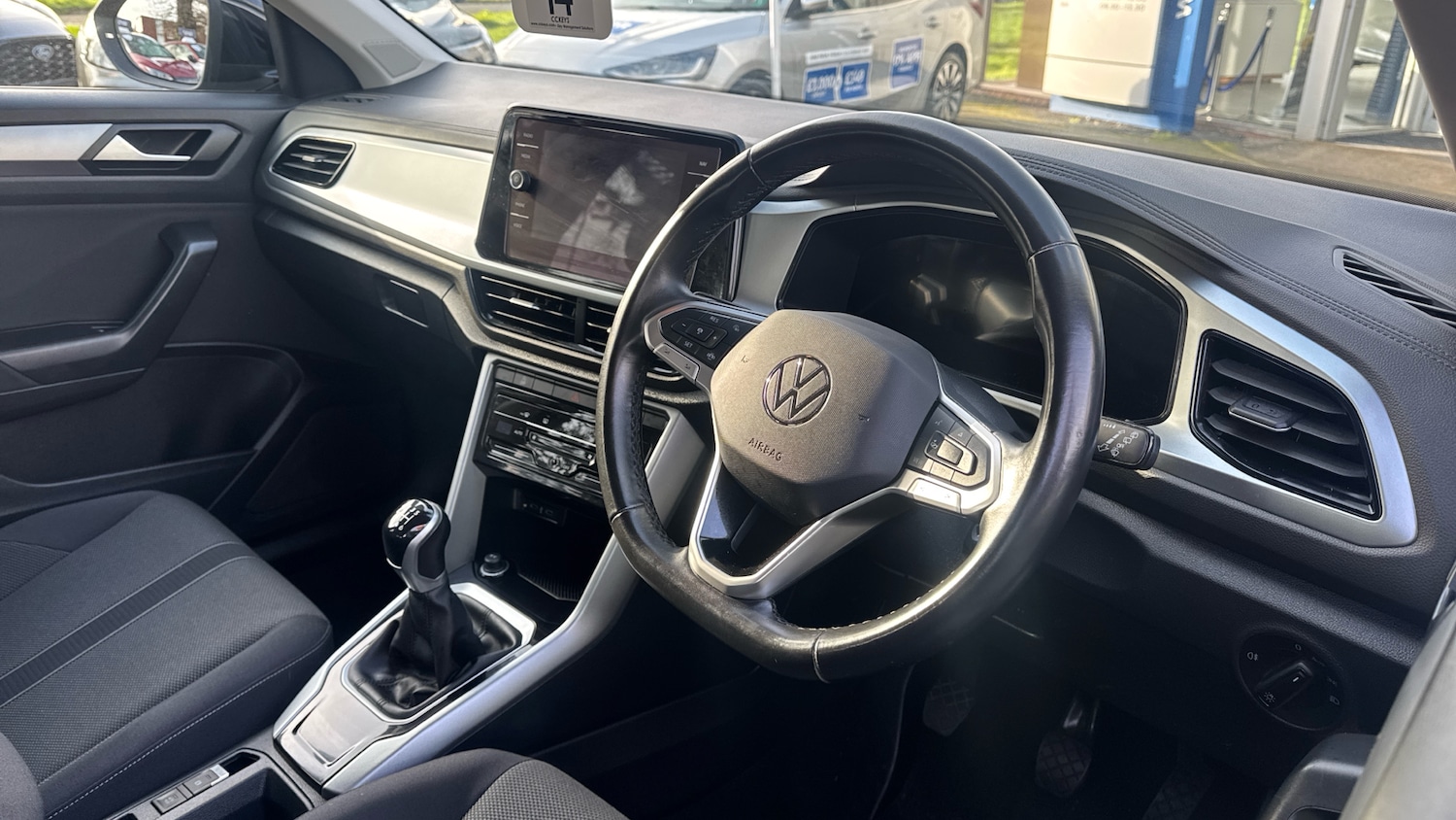 Used Volkswagen T-Roc 2022 for sale - 77641245: Photo 11