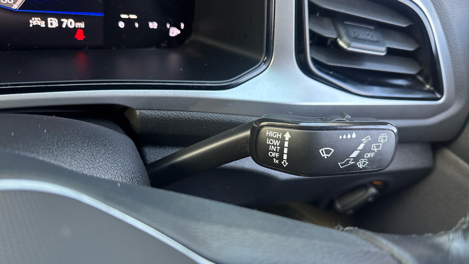 Used Volkswagen T-Roc 2022 for sale - 77641245: Photo 33