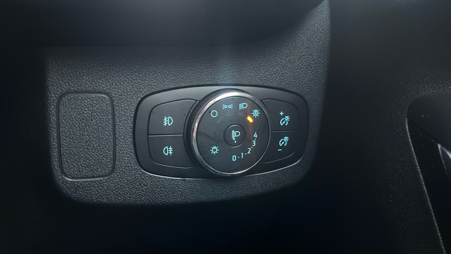 Used Ford Puma 2023 for sale - 76464353: Photo 21