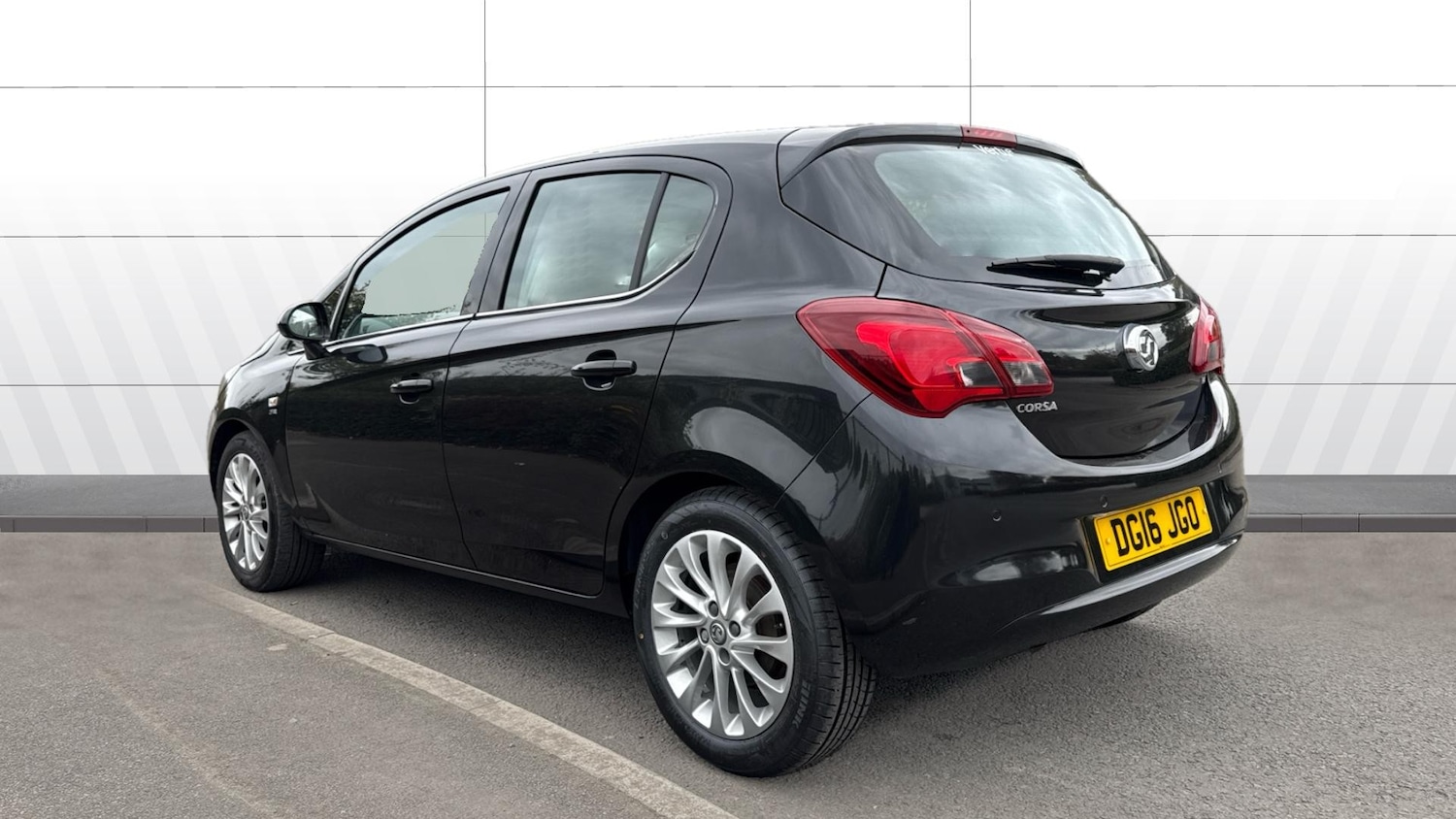 Used Vauxhall Corsa 2017 for sale - 76449540: Photo 2