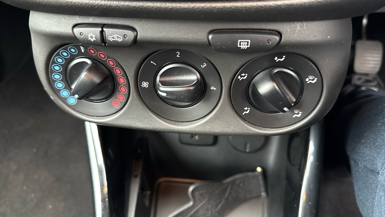 Used Vauxhall Corsa 2017 for sale - 76449540: Photo 21