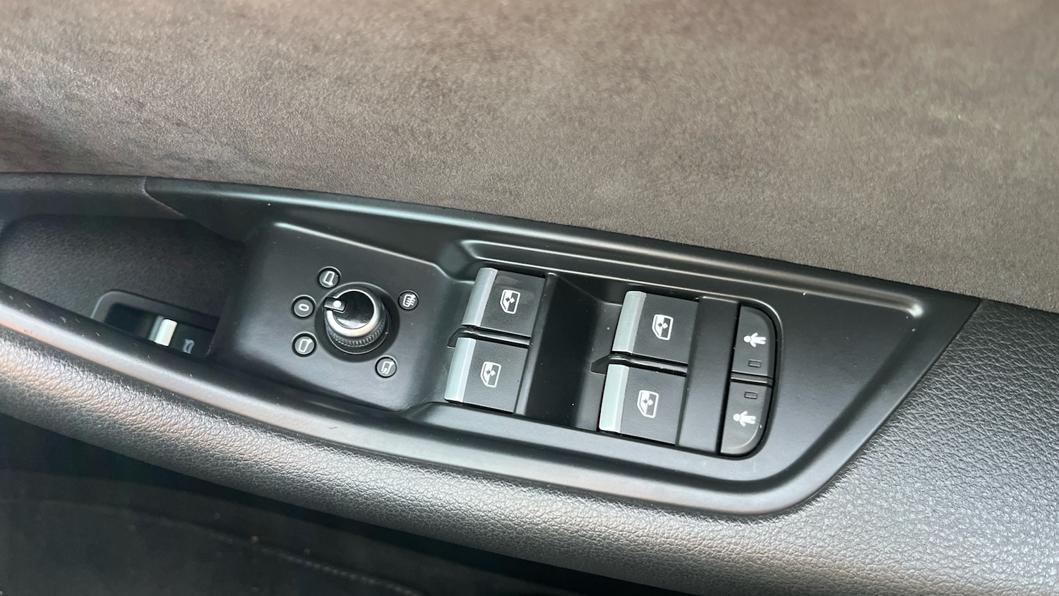 Used Audi A4 2018 for sale - 76576505: Photo 21