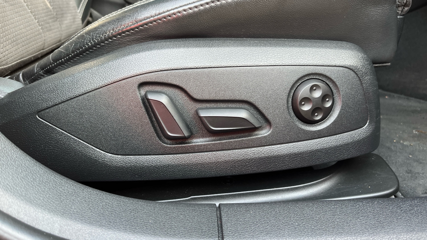 Used Audi A4 2018 for sale - 76576505: Photo 35