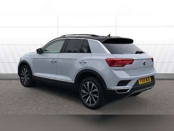 Used Volkswagen T-Roc 2019 for sale - 76379671: Photo
