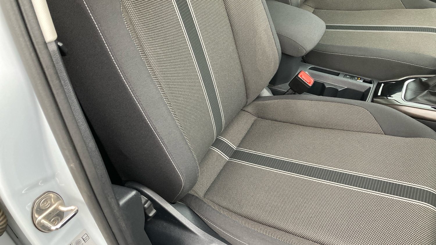 Used Volkswagen T-Roc 2019 for sale - 76379671: Photo 40