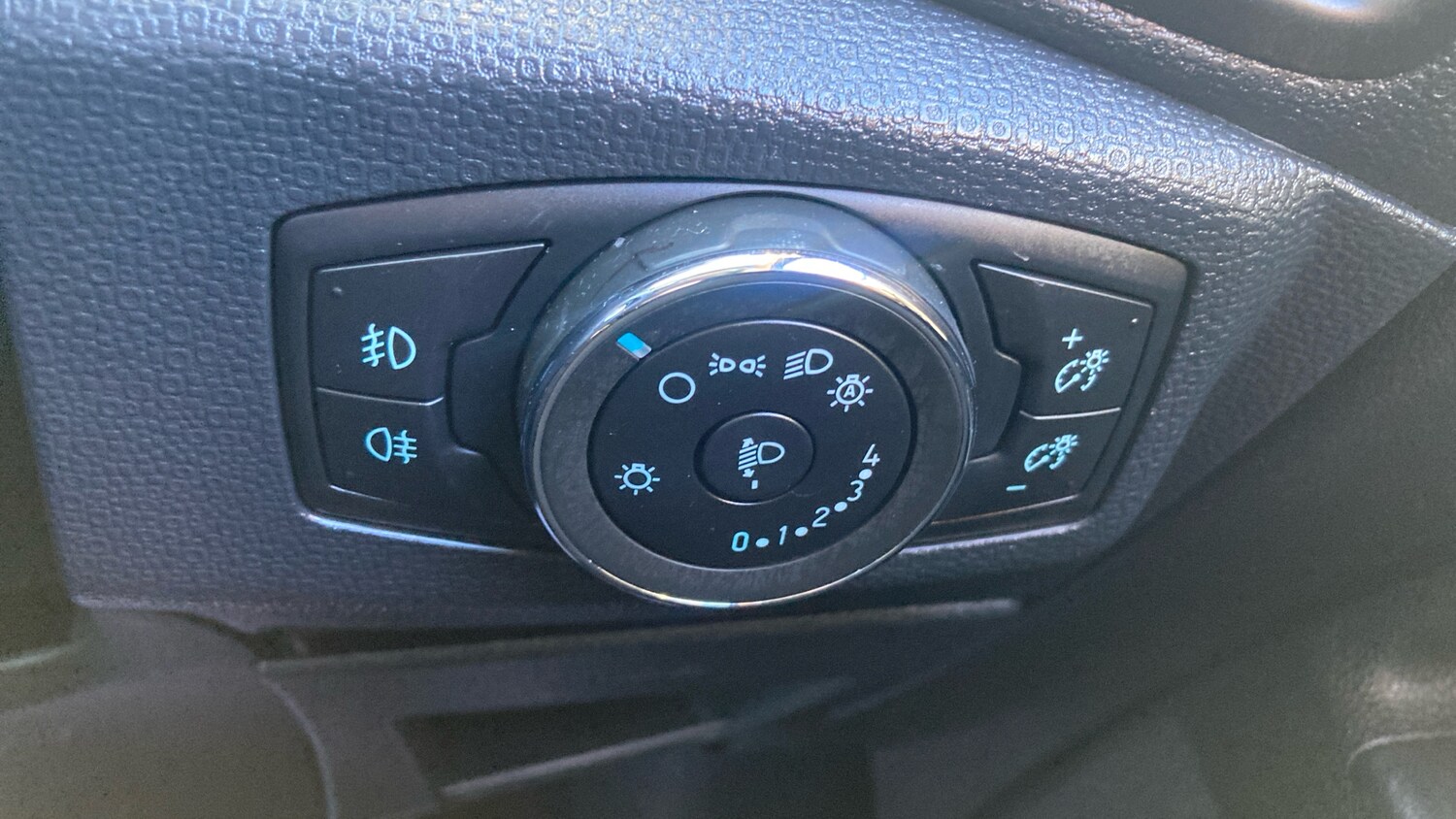 Used Ford Ecosport 2023 for sale - 77935119: Photo 42