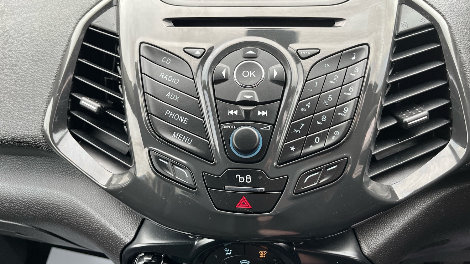 Used Ford Ecosport 2016 for sale - 78108123: Photo 26