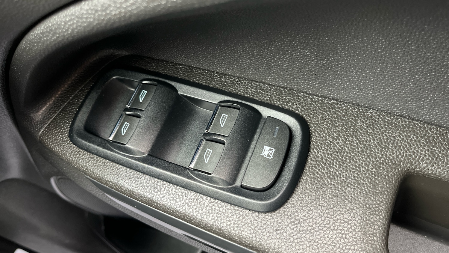 Used Ford Ecosport 2016 for sale - 78108123: Photo 30