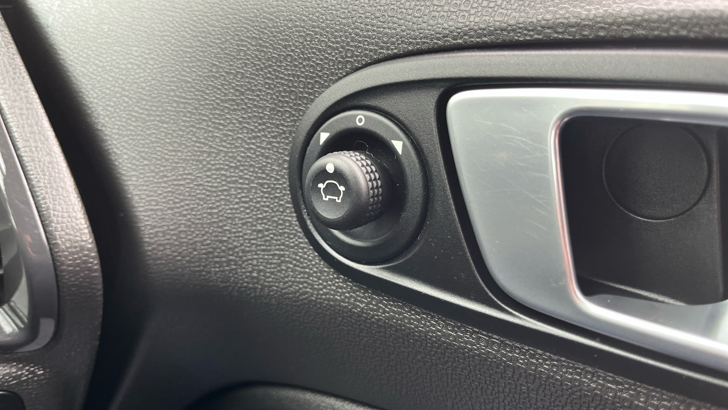 Used Ford Ecosport 2016 for sale - 78108123: Photo 31