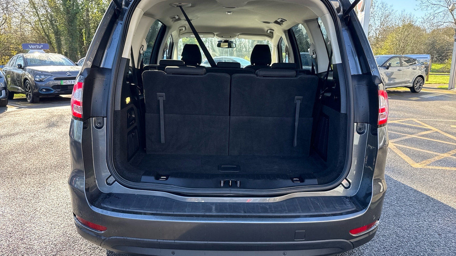 Used Ford Galaxy 2016 for sale - 78025952: Photo 4