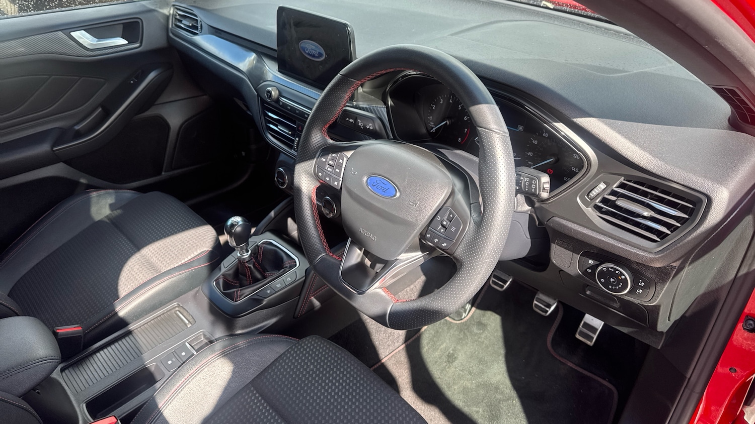 Used Ford Focus 2020 for sale - 78060411: Photo 11