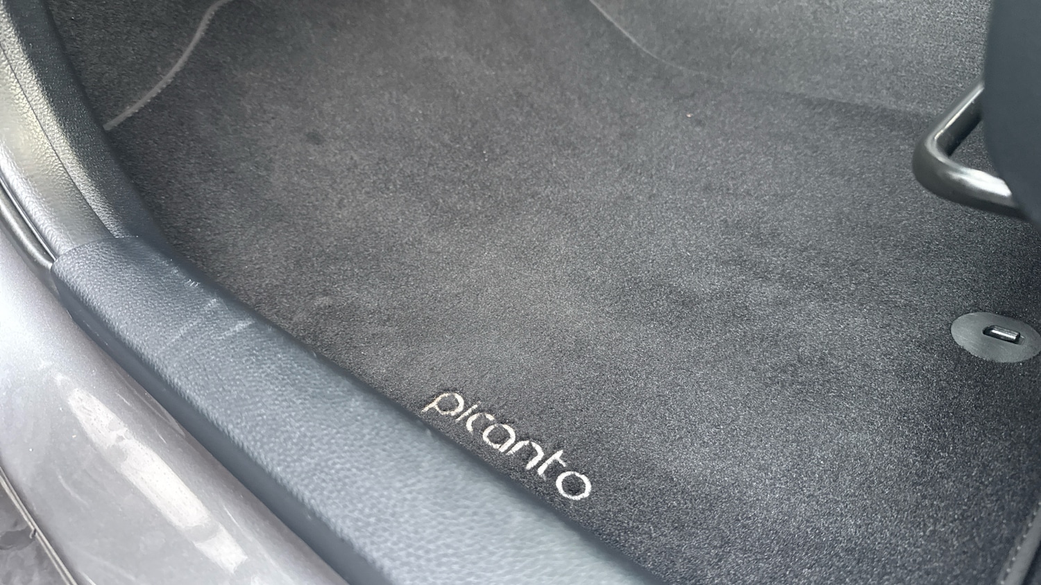 Used Kia Picanto 2021 for sale - 77208810: Photo 32