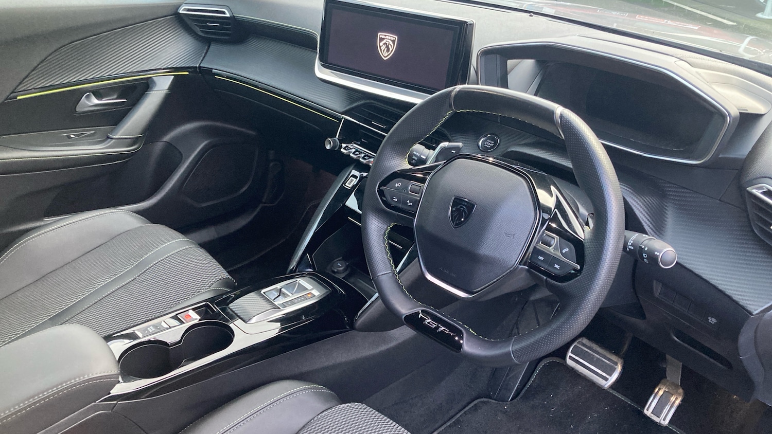 Used Peugeot 2008 2023 for sale - 76578061: Photo 11