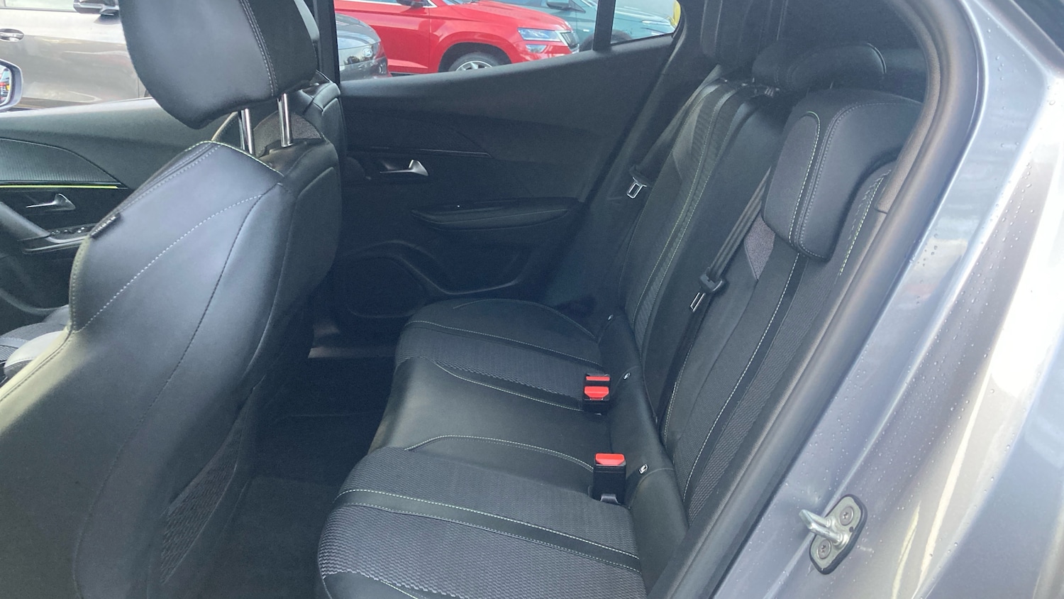 Used Peugeot 2008 2023 for sale - 76578061: Photo 16