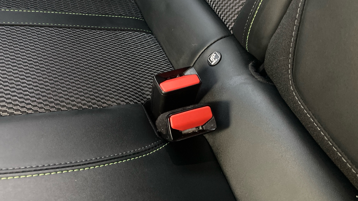 Used Peugeot 2008 2023 for sale - 76578061: Photo 17