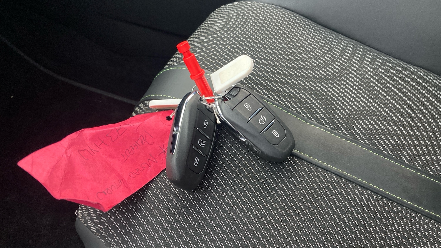 Used Peugeot 2008 2023 for sale - 76578061: Photo 20