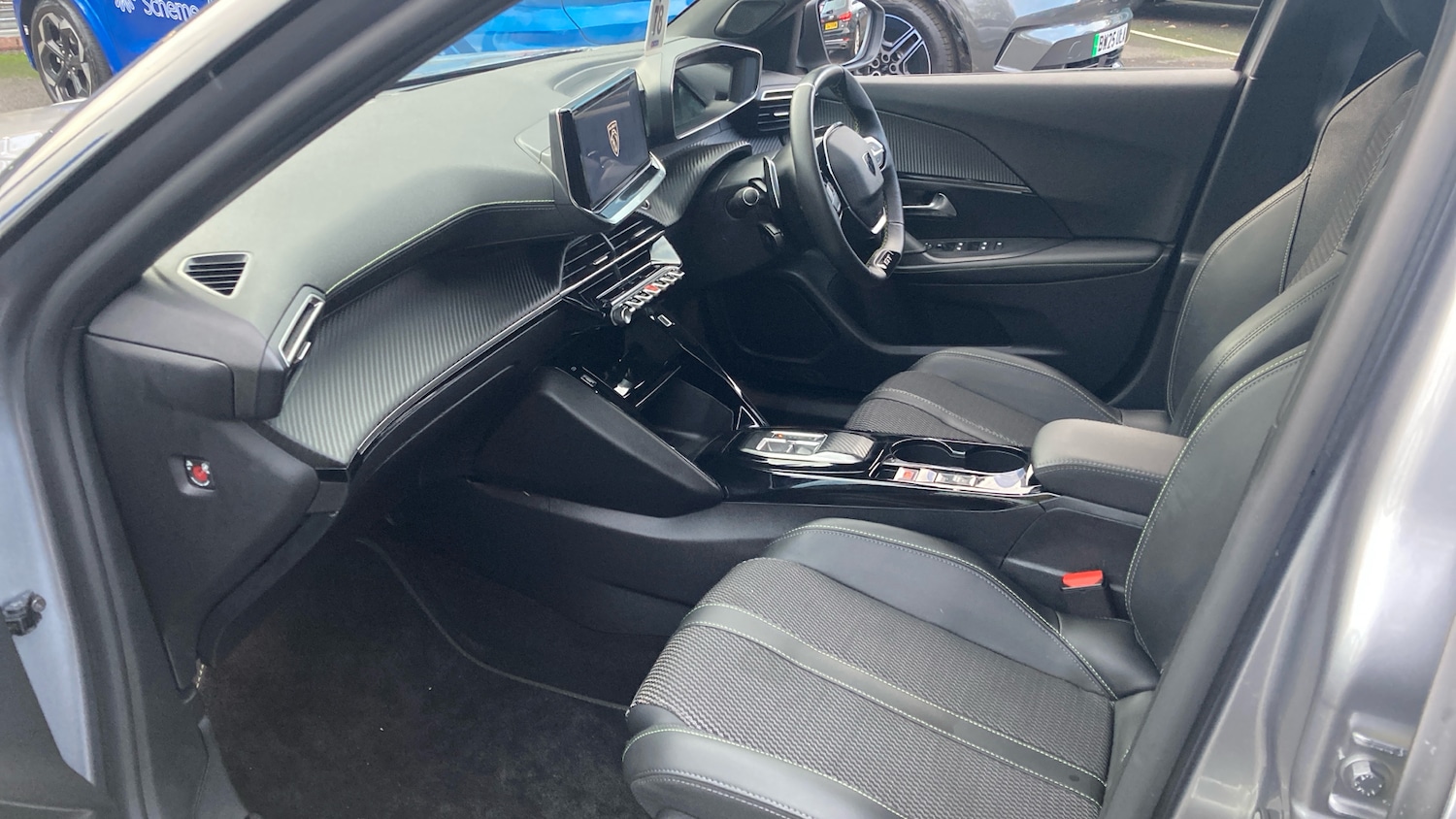 Used Peugeot 2008 2023 for sale - 76578061: Photo 29