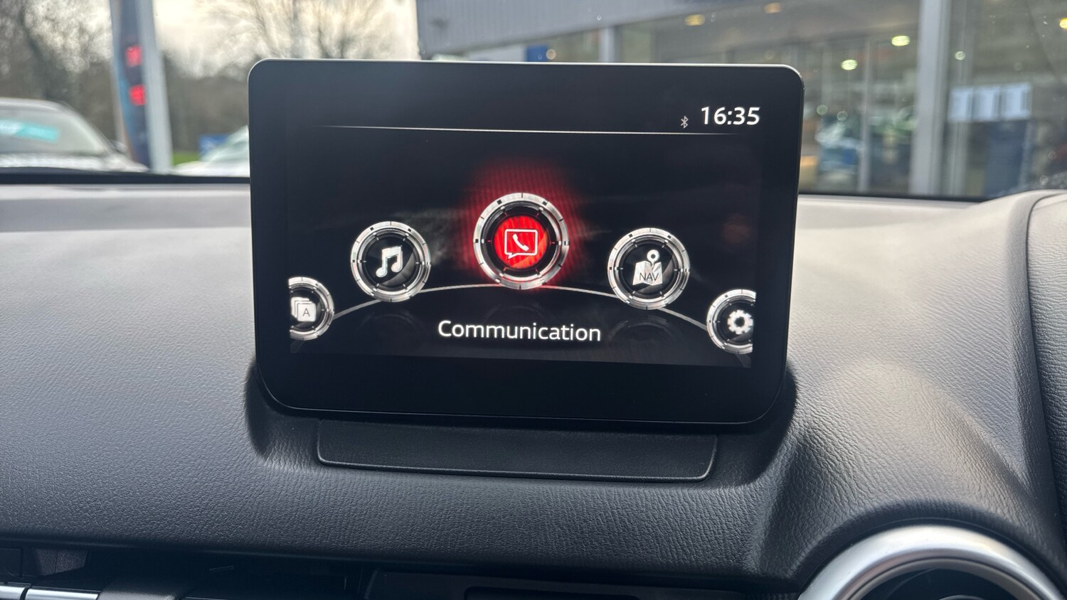 Used Mazda Mazda2 2022 for sale - 77830421: Photo 12