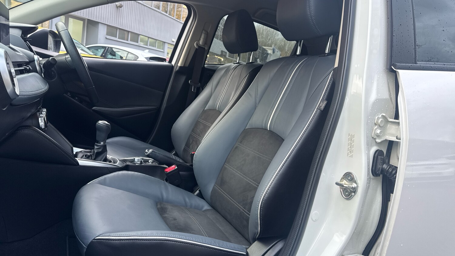 Used Mazda Mazda2 2022 for sale - 77830421: Photo 32