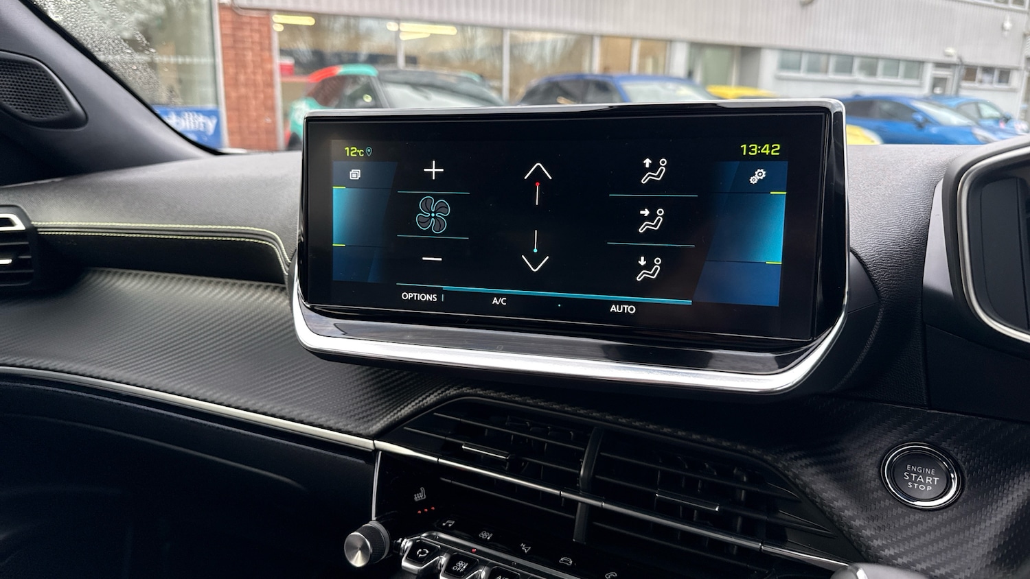 Used Peugeot 2008 2021 for sale - 76877771: Photo 12