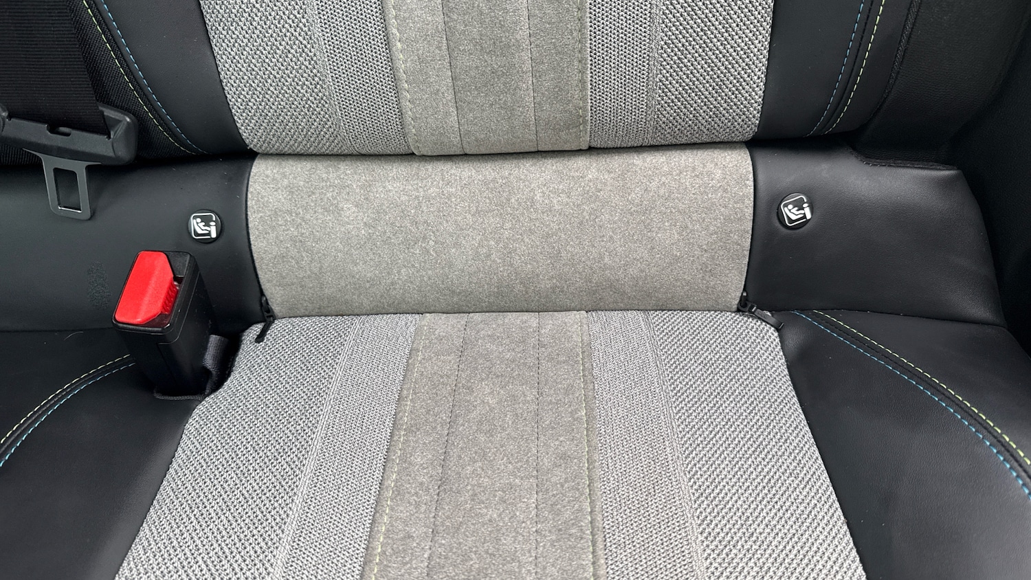 Used Peugeot 2008 2021 for sale - 76877771: Photo 32