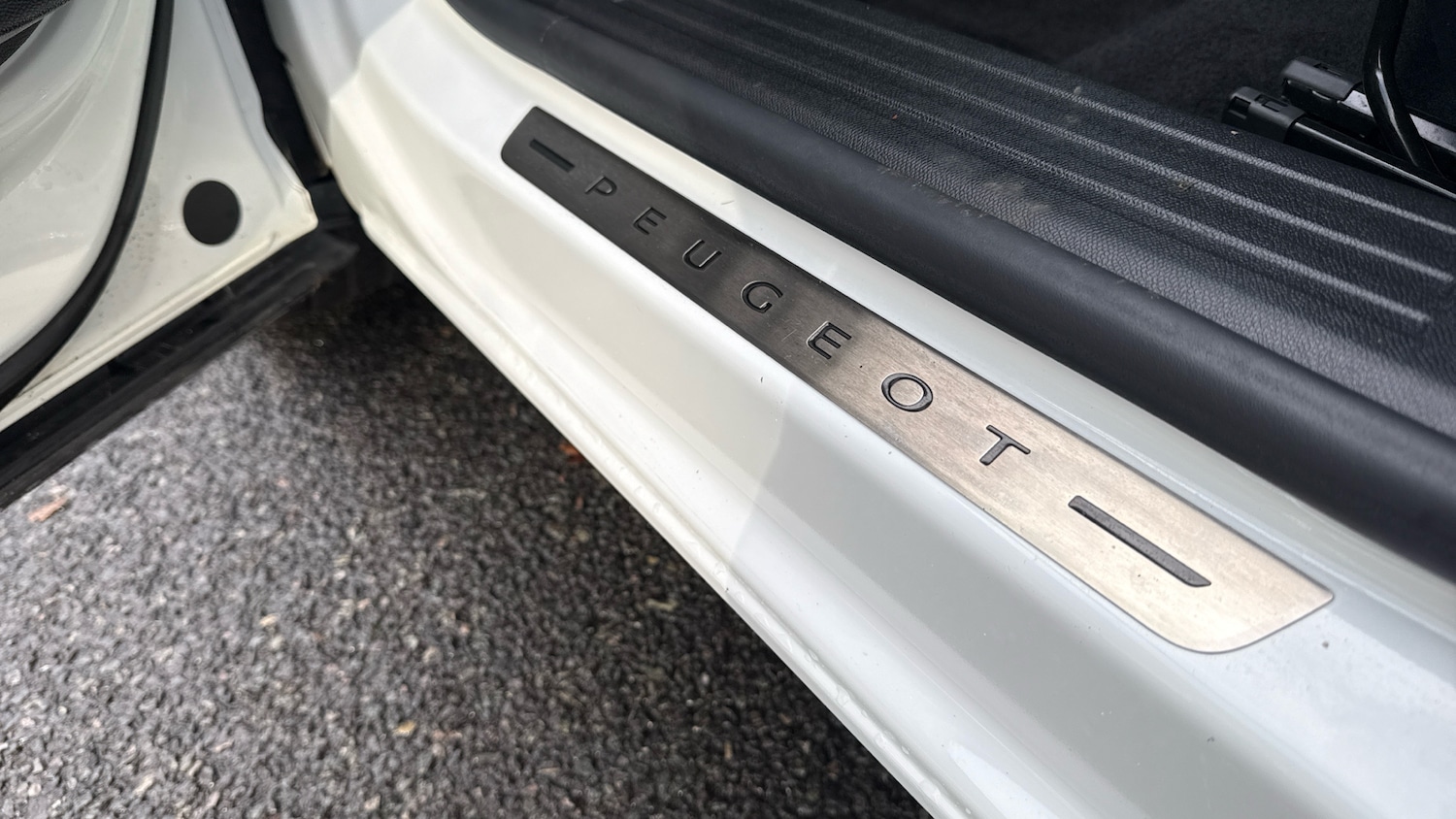 Used Peugeot 2008 2021 for sale - 76877771: Photo 37