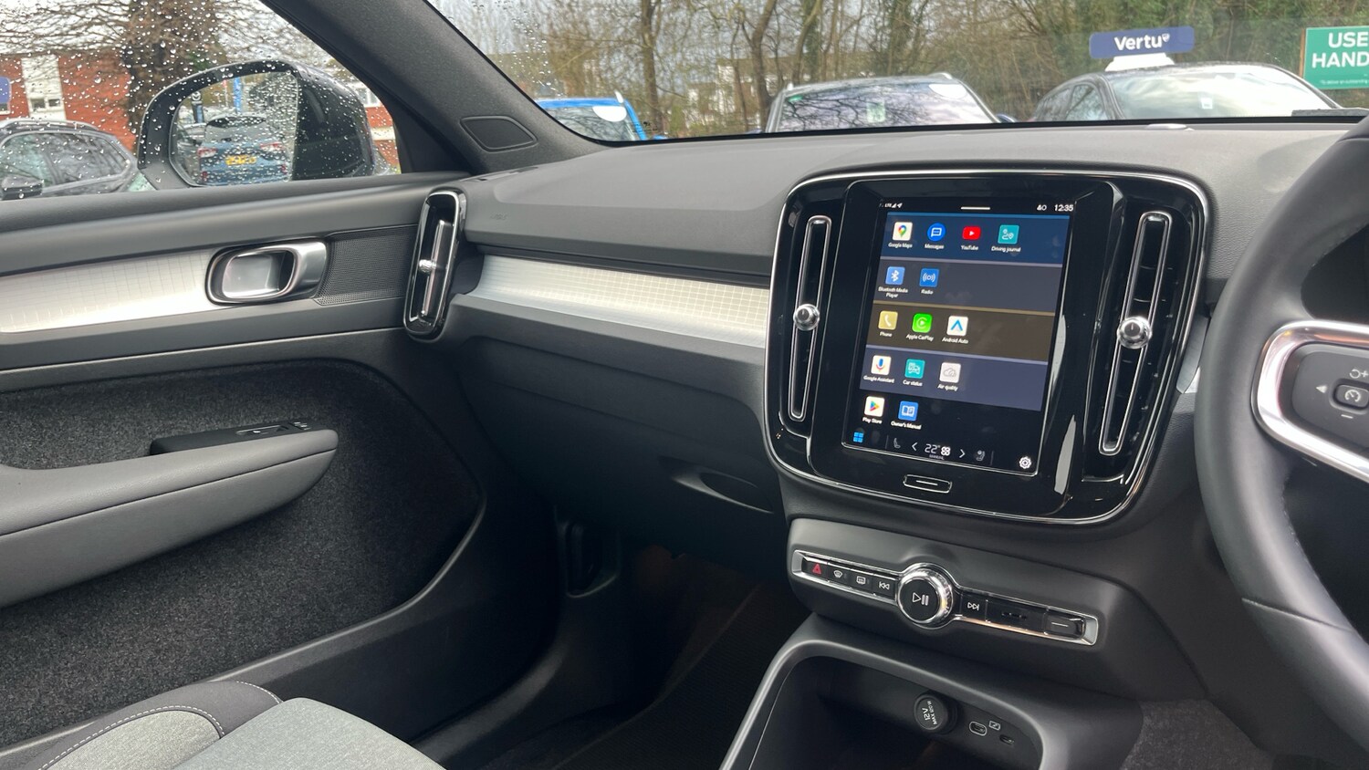 Used Volvo XC40 2023 for sale - 77528065: Photo 14