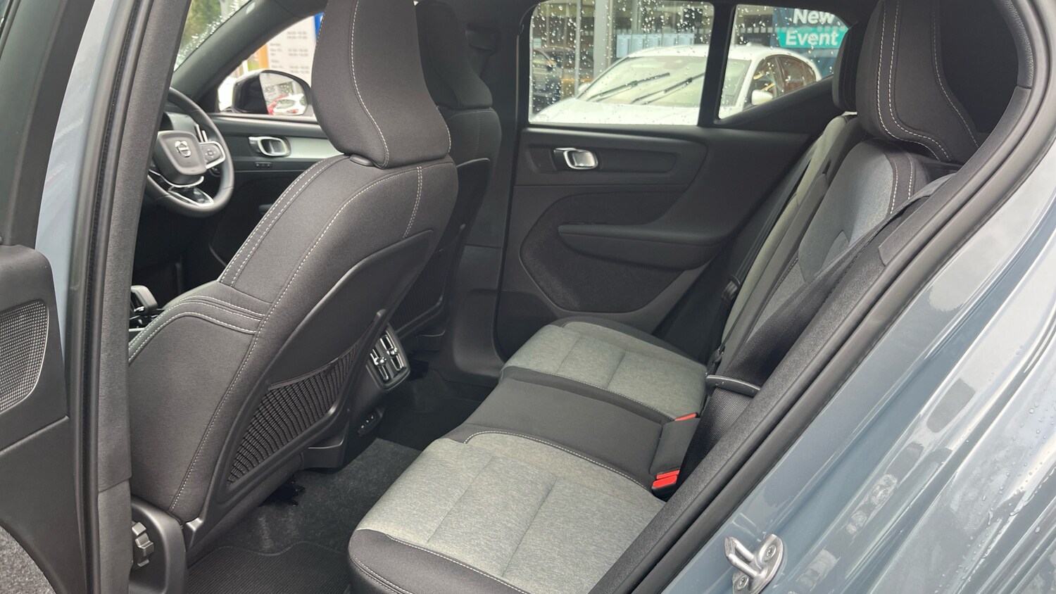 Used Volvo XC40 2023 for sale - 77528065: Photo 16